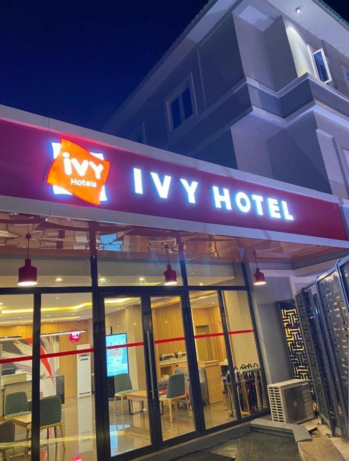 Ivy Hotel Emerald Ikeja Luaran gambar