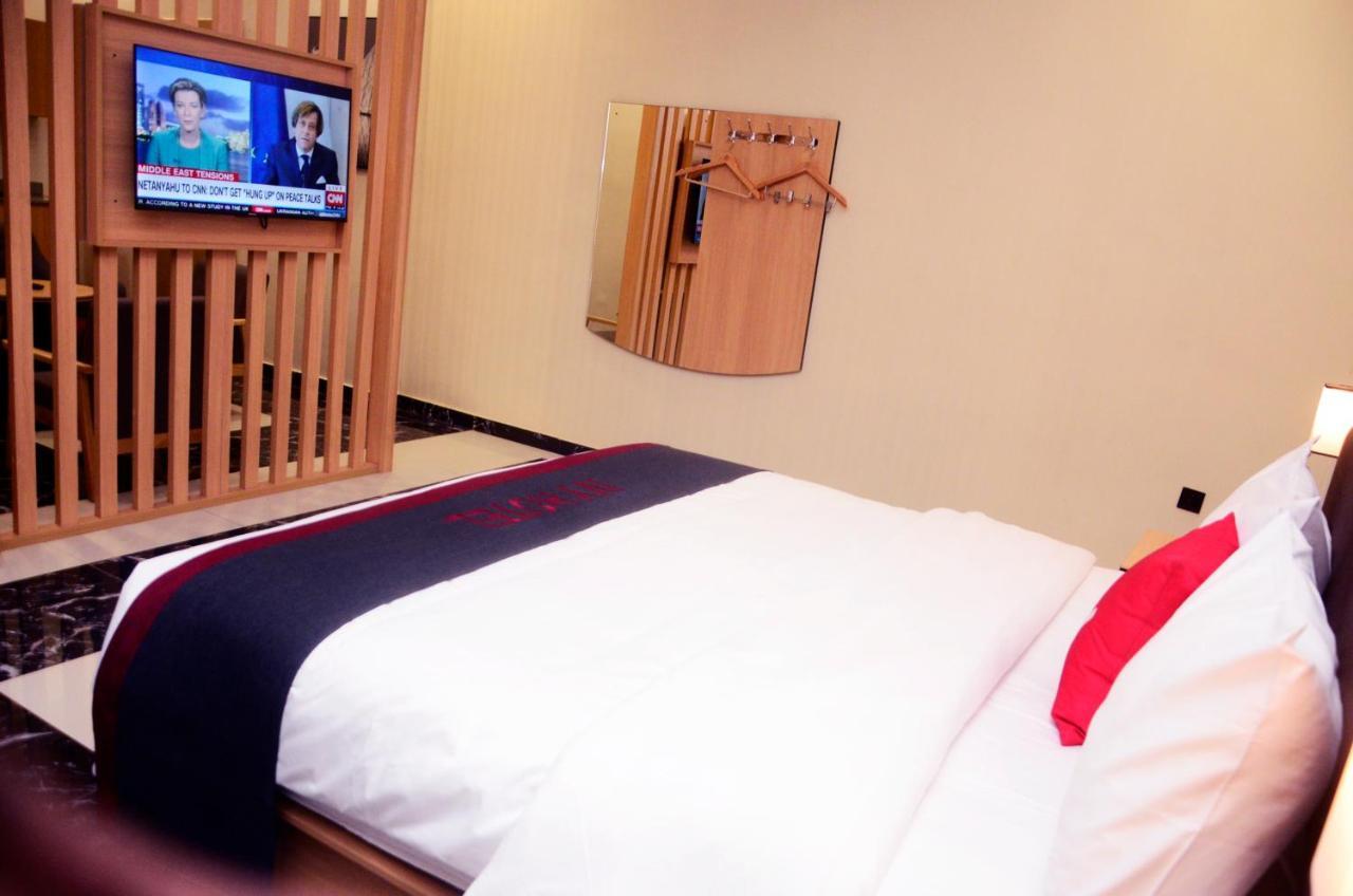 Ivy Hotel Emerald Ikeja Luaran gambar