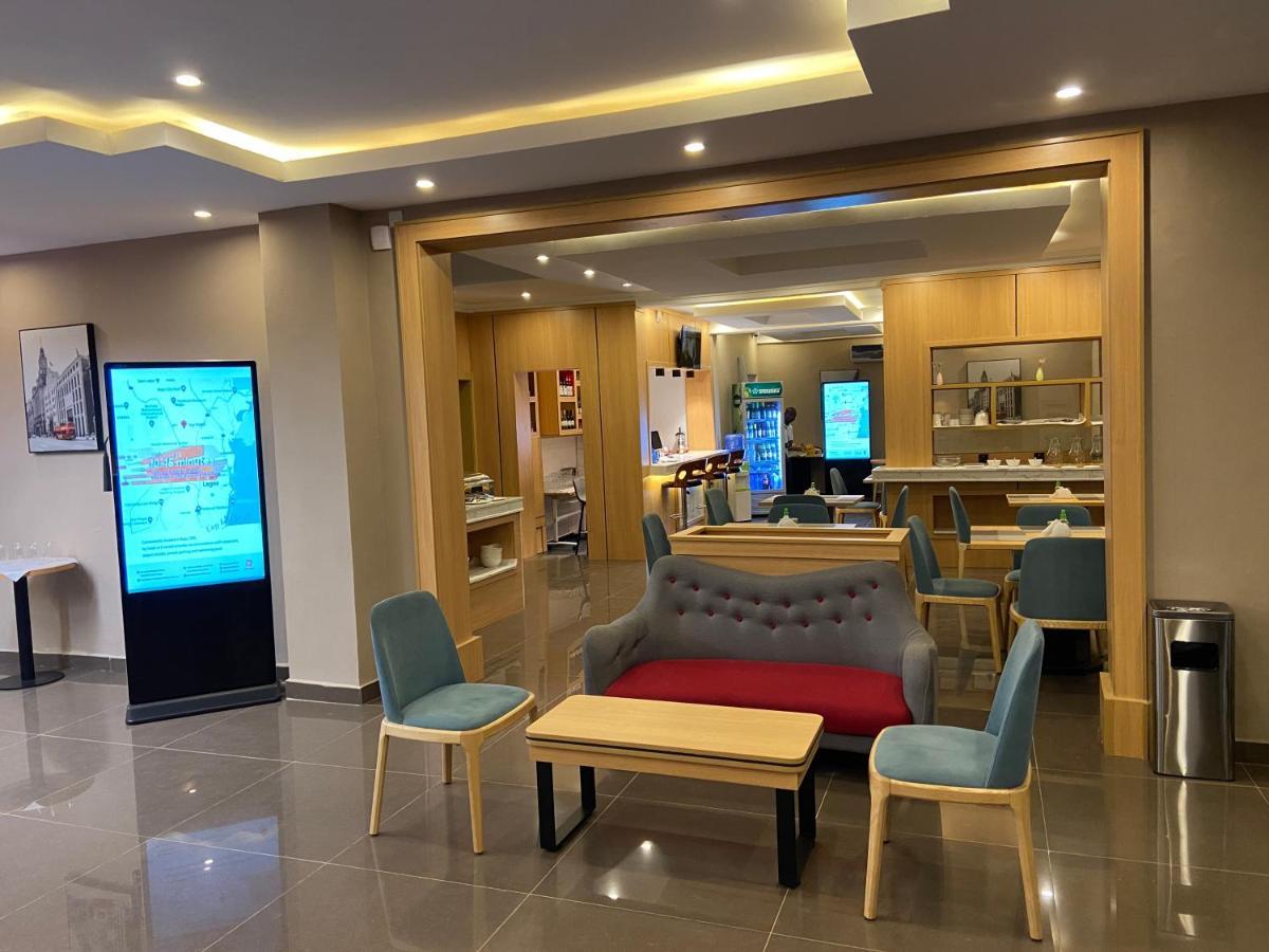 Ivy Hotel Emerald Ikeja Luaran gambar